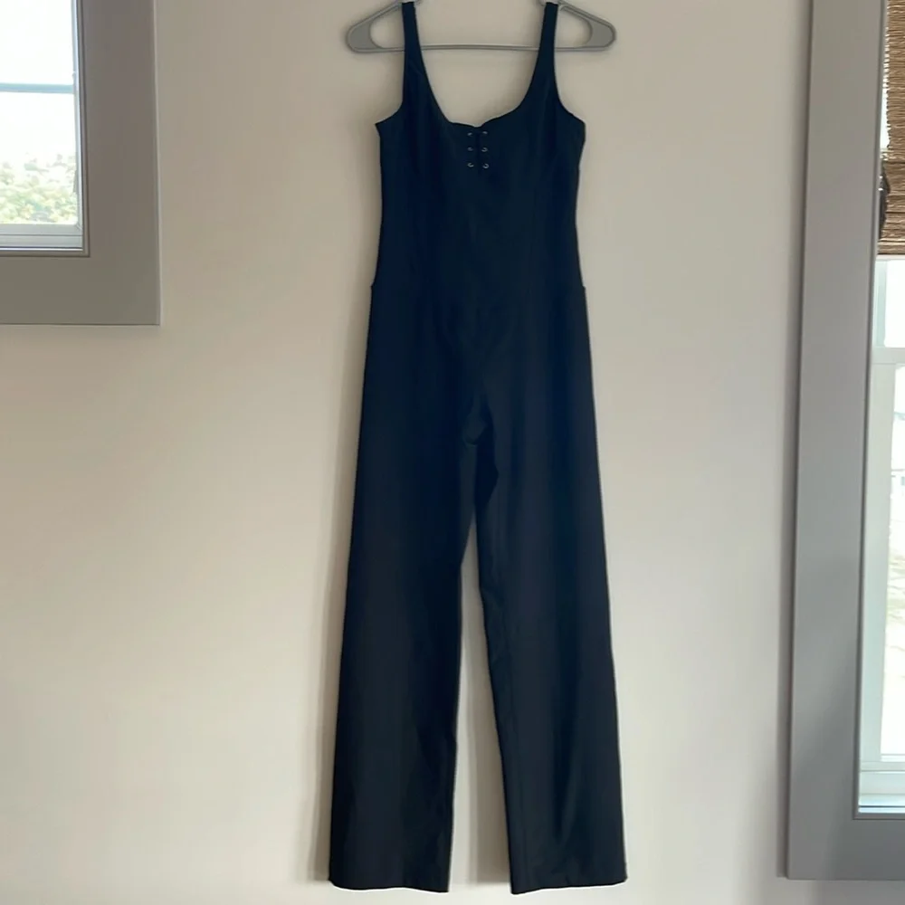 Nike activewear athleisure flare leg jumpsuit small corset style top yoga - Picture 1 of 10